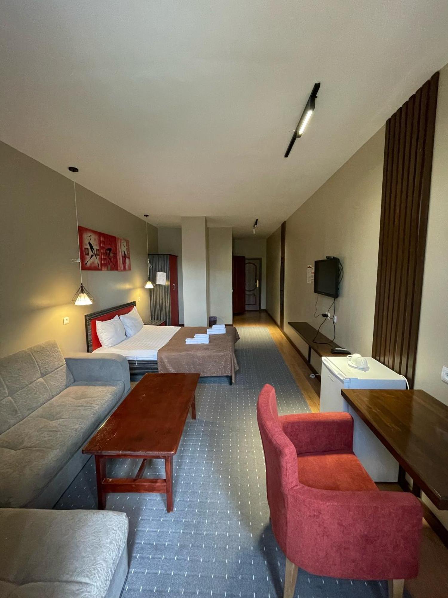 Salam Hotel Osh Ruang foto